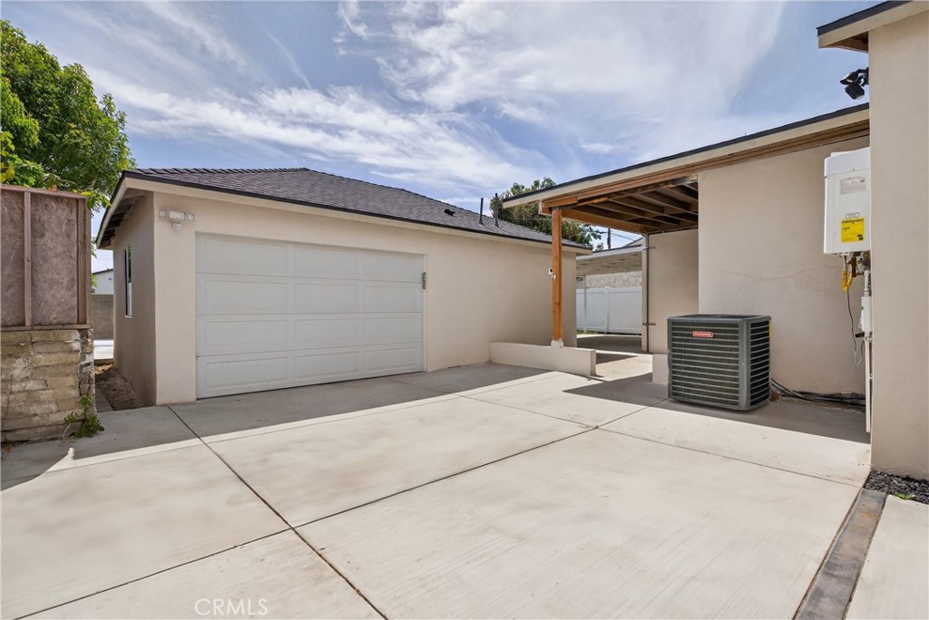 906 West Poplar Street Compton, CA 90220 - Photo 24 of 36