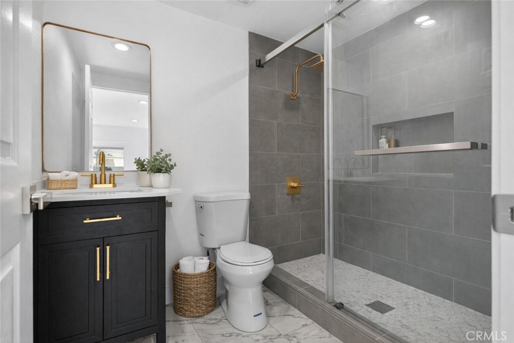 906 West Poplar Street Compton, CA 90220 - Photo 29 of 36