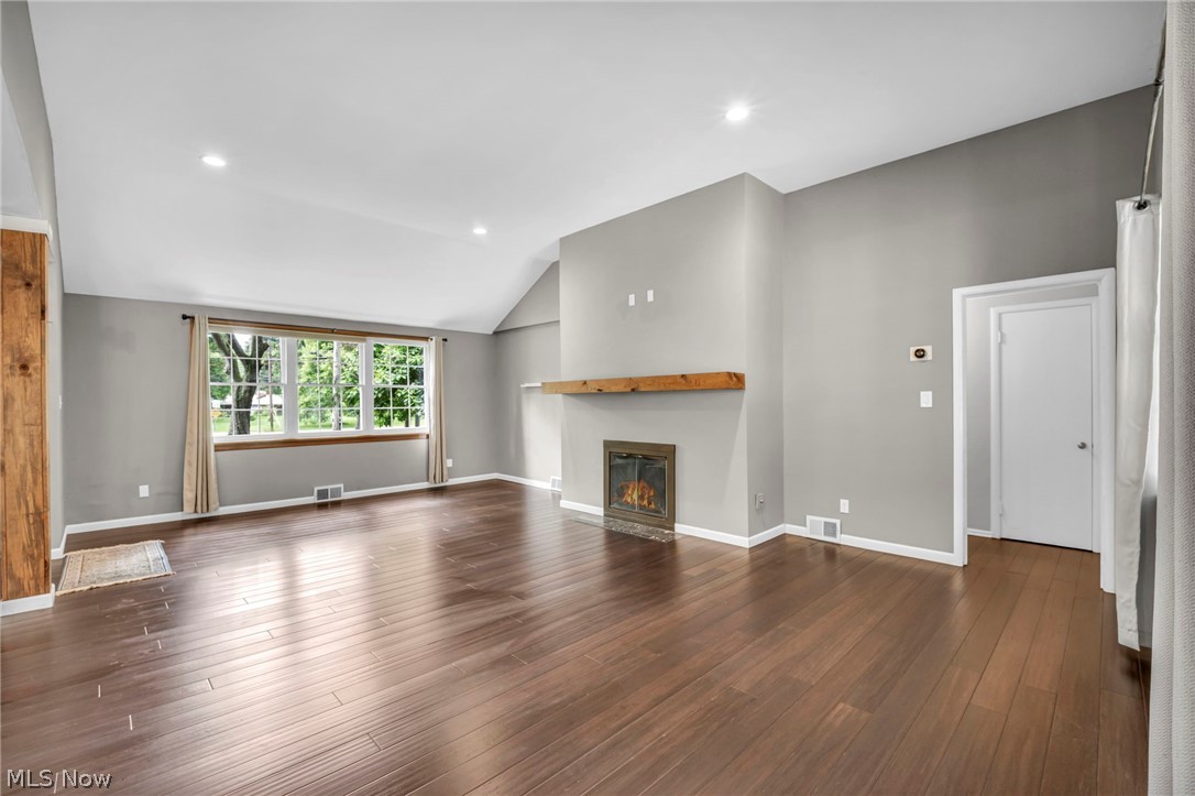 10906 Fitzwater Road Brecksville, OH 44141 - Photo 7 of 45