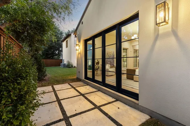 $3,990,000 | 11815 Jamestown Road, Dallas, TX 75230