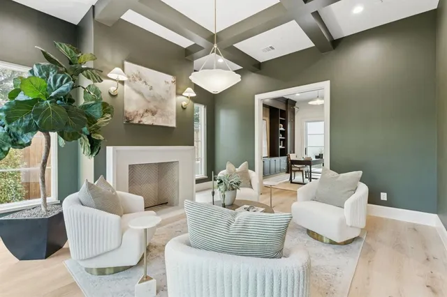 $3,990,000 | 11815 Jamestown Road, Dallas, TX 75230