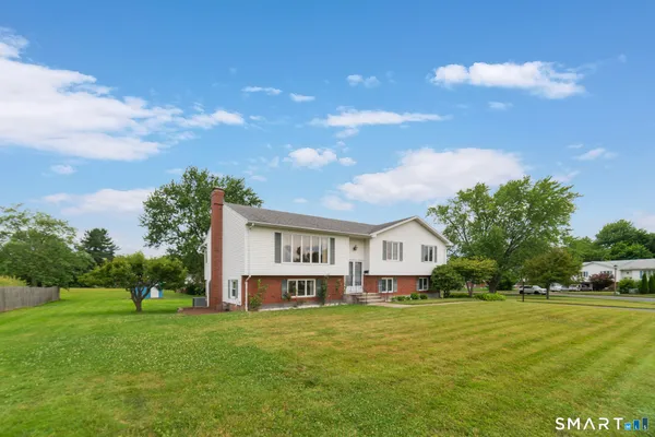 $507,000 | 36 Cross Hill Road, Wethersfield, CT 06109