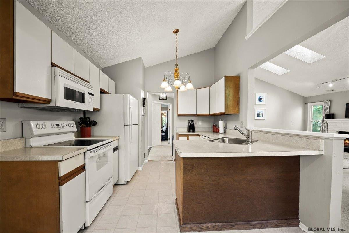 1 Rockefeller Boulevard Rensselaer, NY 12144 - Photo 15 of 37 Photo 15