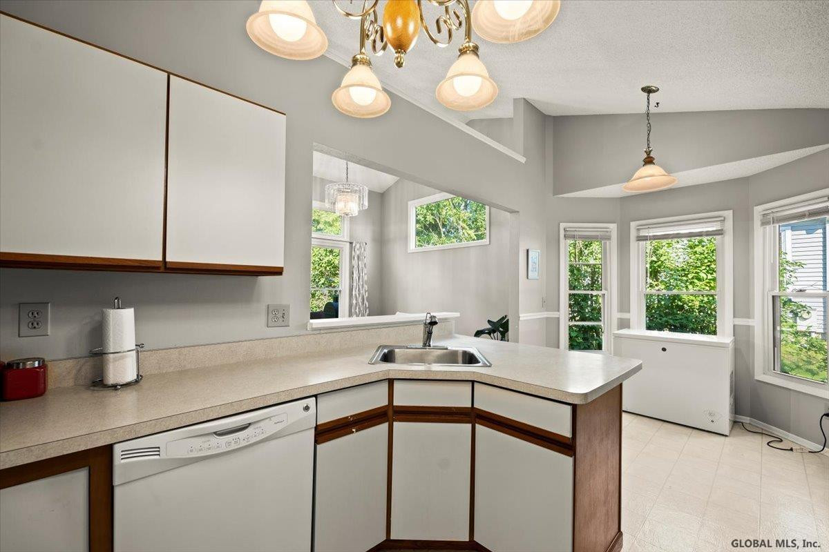 1 Rockefeller Boulevard Rensselaer, NY 12144 - Photo 16 of 37 Photo 16