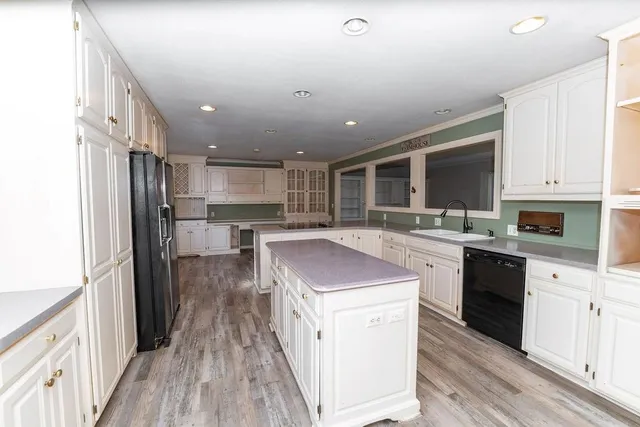 $350,000 | 19 Skyline Drive, Adrian, MO 64720