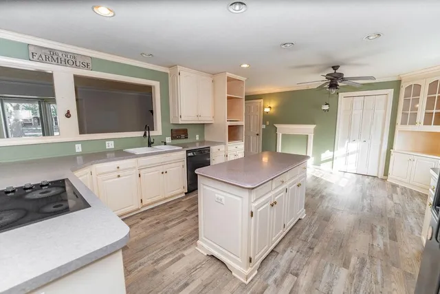 $350,000 | 19 Skyline Drive, Adrian, MO 64720