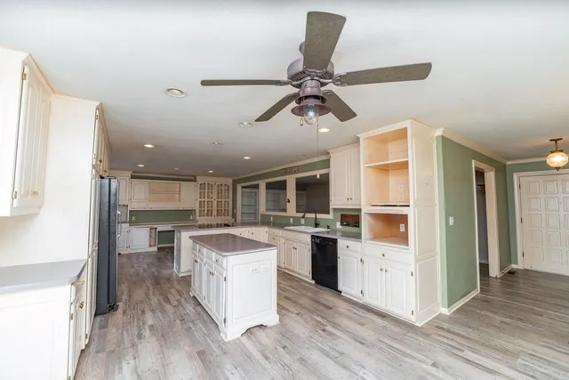 $350,000 | 19 Skyline Drive, Adrian, MO 64720