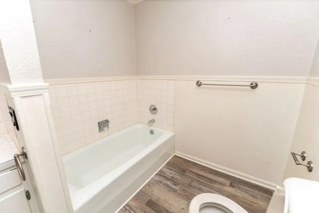 $350,000 | 19 Skyline Drive, Adrian, MO 64720