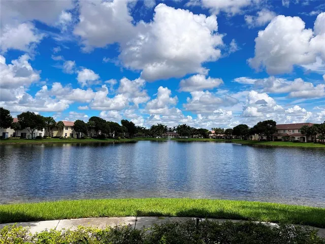 $2,500 | 2545 Southwest 83rd Terrace, Unit 1045, Miramar, FL 33025