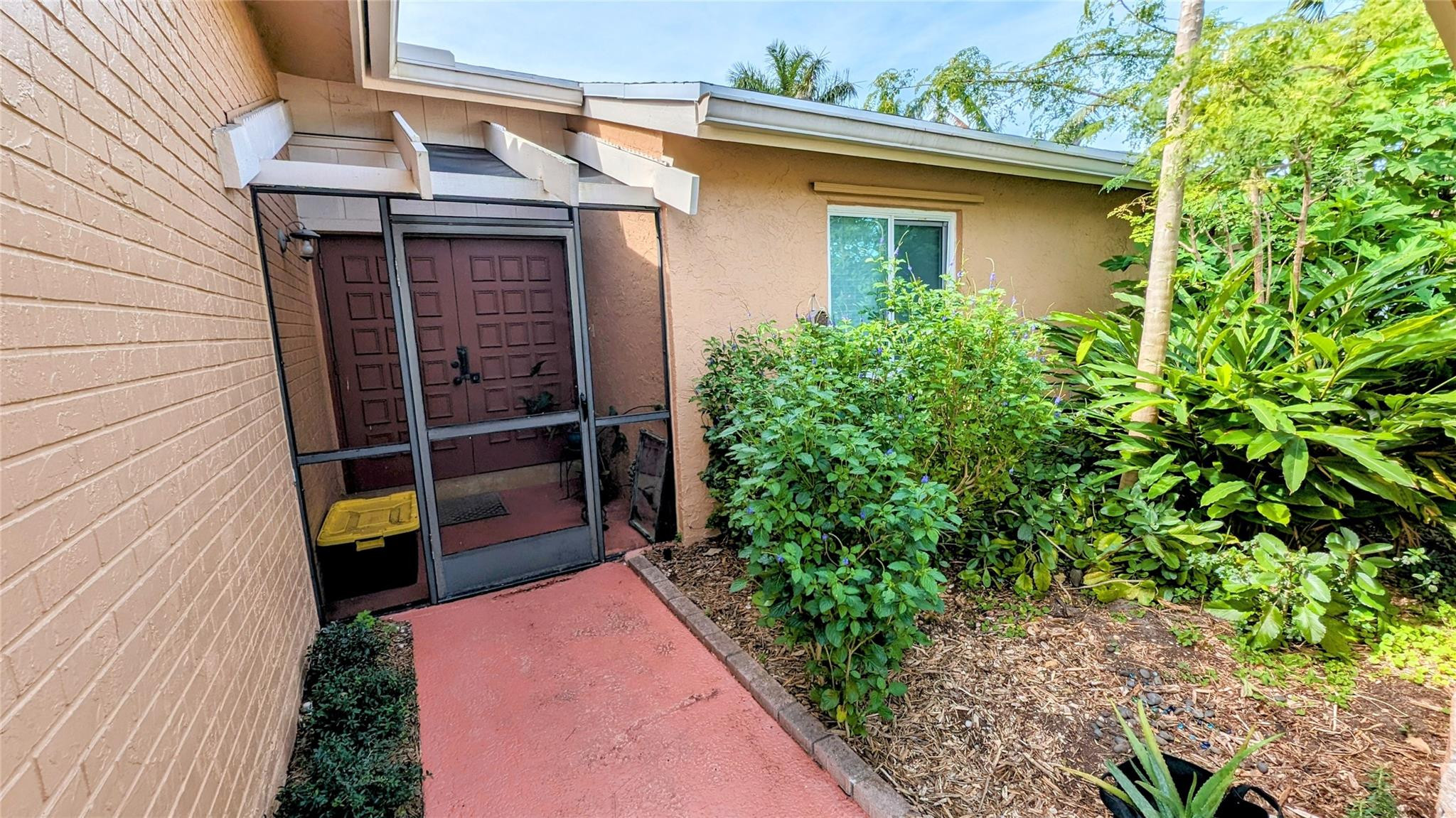 8105 Nutmeg Way Fort Lauderdale, FL 33321 - Photo 3 of 28 Photo 3