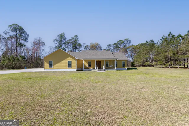 $365,000 | 4446 Manor Millwood Road South, Manor, GA 31550