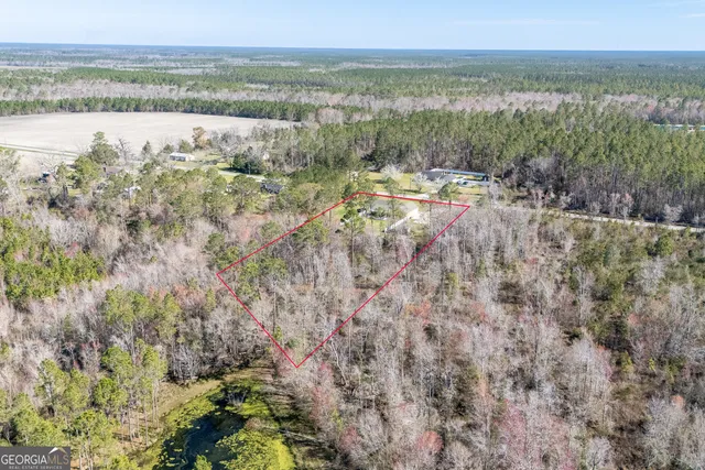 $365,000 | 4446 Manor Millwood Road South, Manor, GA 31550