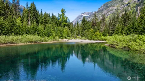 $569,950 | 42 Gold Creek Lane, Snoqualmie Pass, WA 98068
