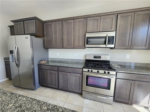 $2,250 | 5312 Mountain Garland Lane, North Las Vegas, NV 89081
