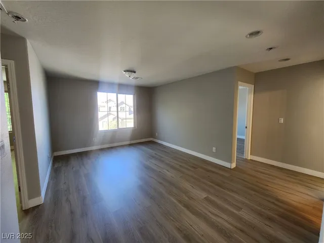 $2,250 | 5312 Mountain Garland Lane, North Las Vegas, NV 89081