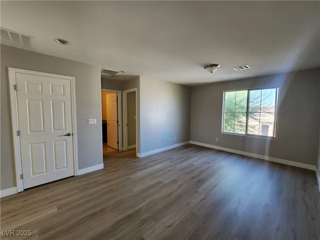 $2,250 | 5312 Mountain Garland Lane, North Las Vegas, NV 89081