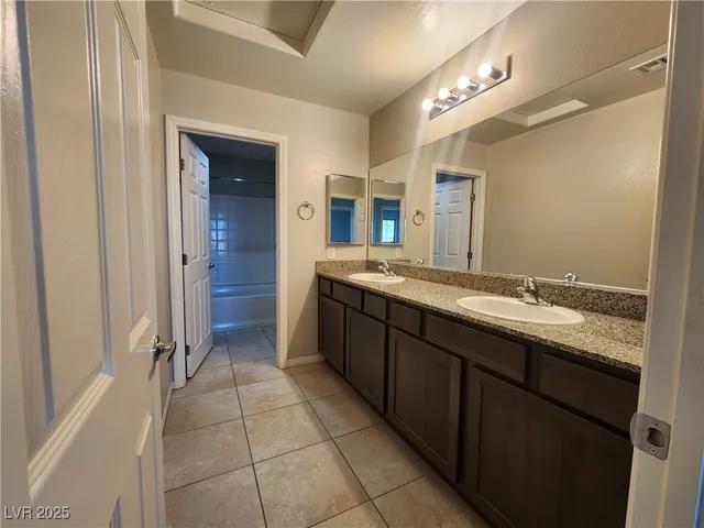 $2,250 | 5312 Mountain Garland Lane, North Las Vegas, NV 89081