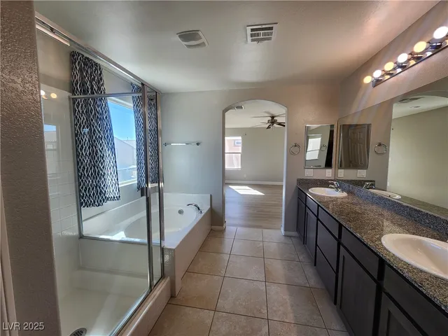 $2,250 | 5312 Mountain Garland Lane, North Las Vegas, NV 89081