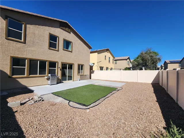 $2,250 | 5312 Mountain Garland Lane, North Las Vegas, NV 89081