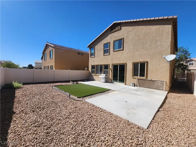 $2,250 | 5312 Mountain Garland Lane, North Las Vegas, NV 89081