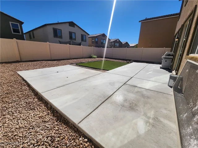 $2,250 | 5312 Mountain Garland Lane, North Las Vegas, NV 89081