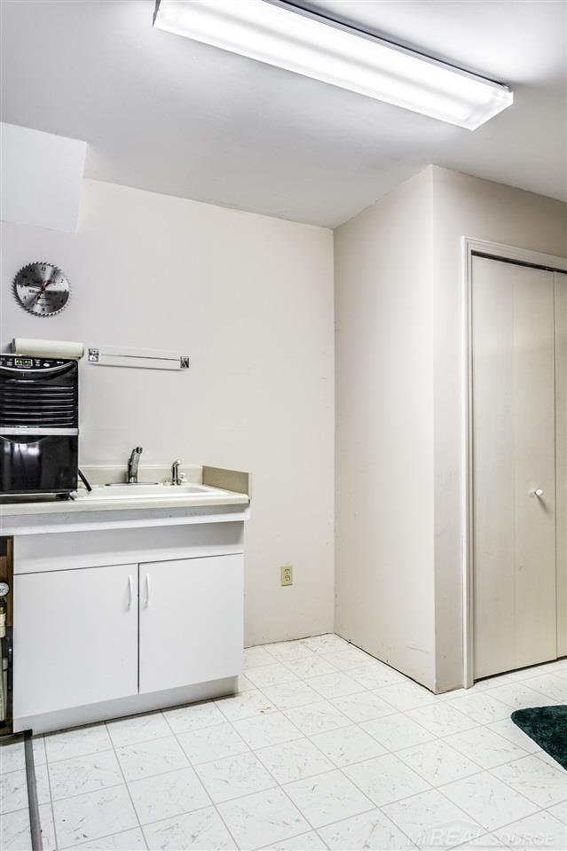 1790 North State Road Carsonville, MI 48419 - Photo 25 of 41 Main Floor Utility Room
