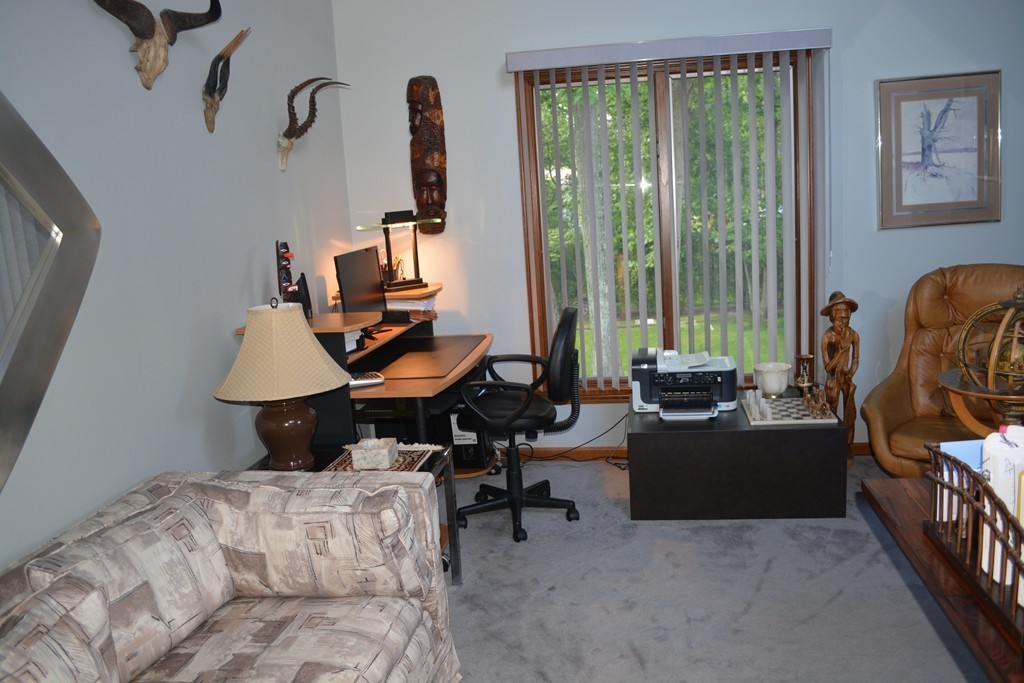 108 Bridle Path Road Chicopee, MA 01013 - Photo 20 of 30 Gallery Image 20