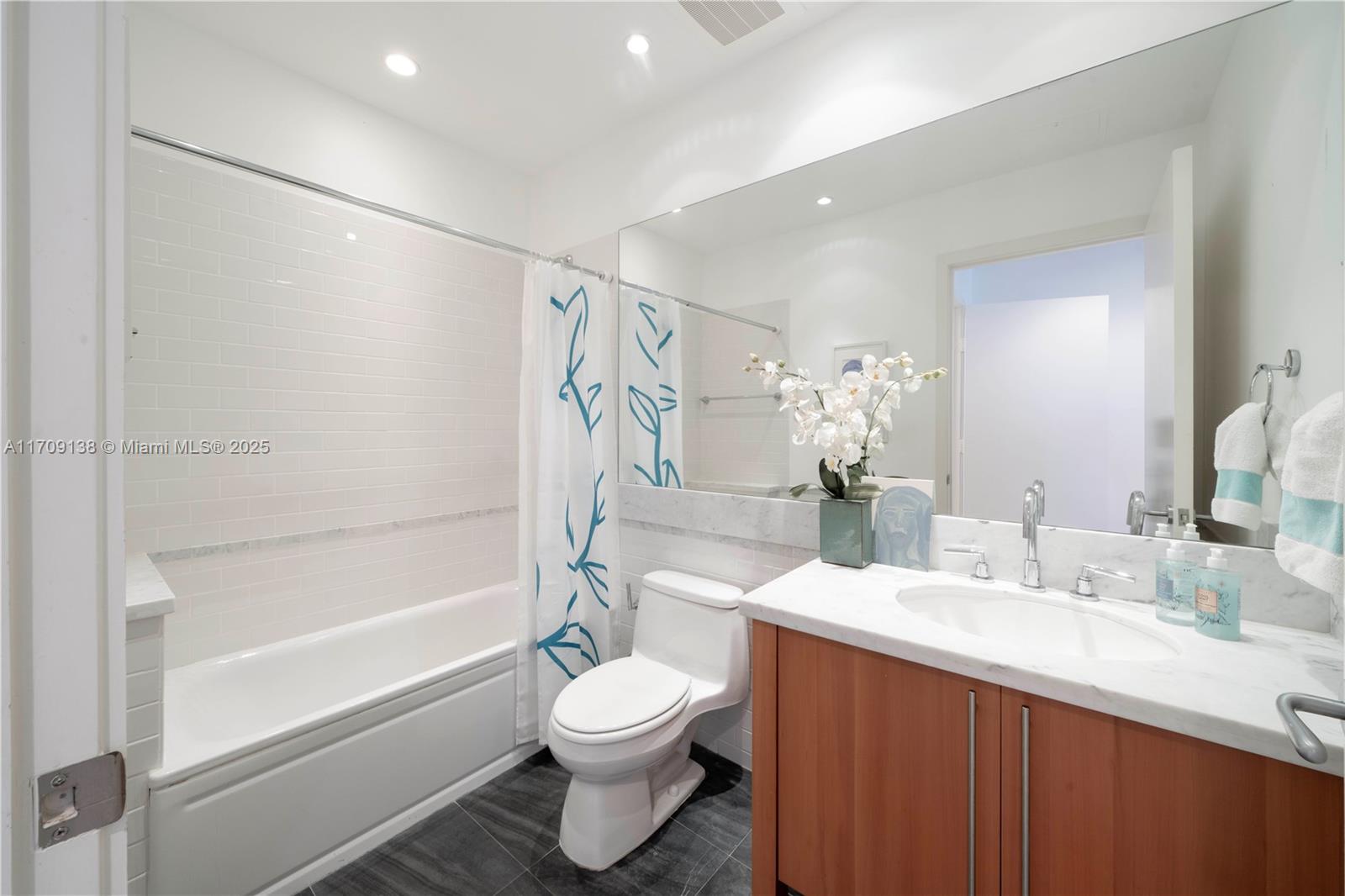 6103 Aqua Avenue, Unit 301 Miami Beach, FL 33141 - Photo 38 of 67