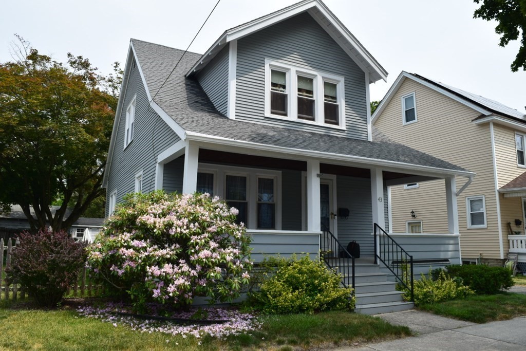 43 Brunswick Street Springfield, MA 01108 - Photo 1 of 19 Gallery Image 1