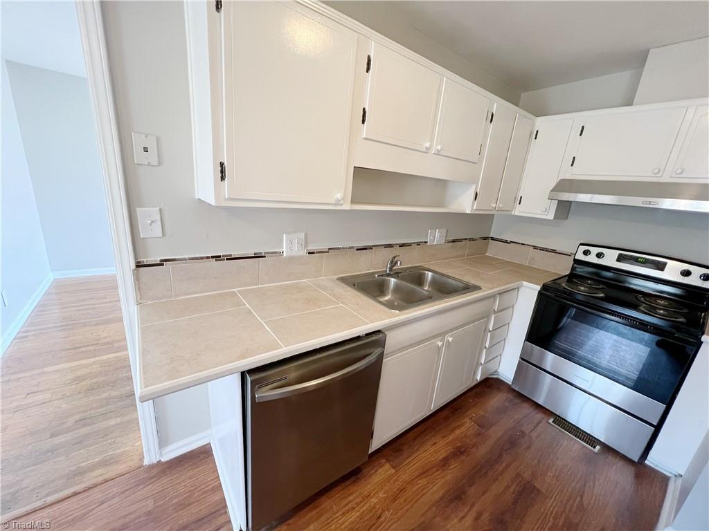 2601 Dulaire Road Greensboro, NC 27407 - Photo 4 of 17