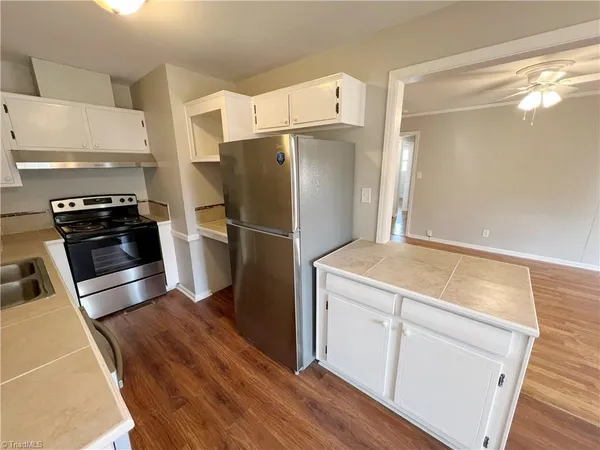 $1,850 | 2601 Dulaire Road, Greensboro, NC 27407