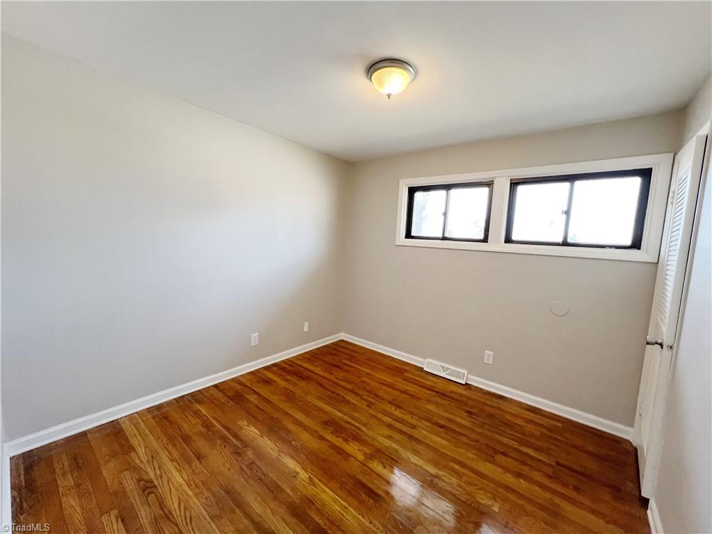 2601 Dulaire Road Greensboro, NC 27407 - Photo 10 of 17