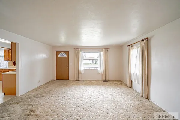 $330,000 | 735 East 15th Street, Idaho Falls, ID 83404
