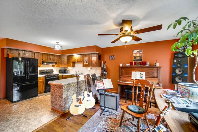 $995,000 | 12881 White Oak Avenue, Cedar Lake, IN 46303