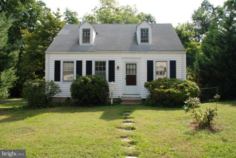 2805 Cameron Road Falls Church, VA 22042 - Photo 1 of 13 Exterior (Main)