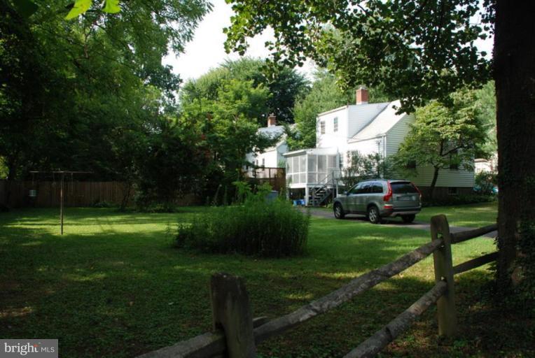 2805 Cameron Road Falls Church, VA 22042 - Photo 12 of 13 Exterior #2