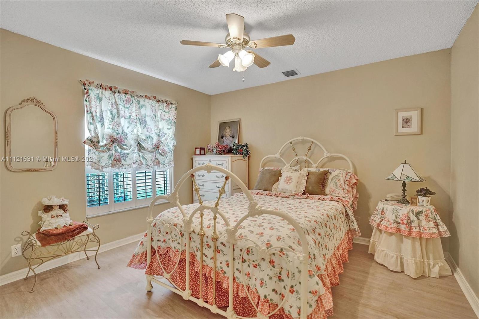 3303 Ridge Trace Davie, FL 33328 - Photo 32 of 55 Gallery Image 32