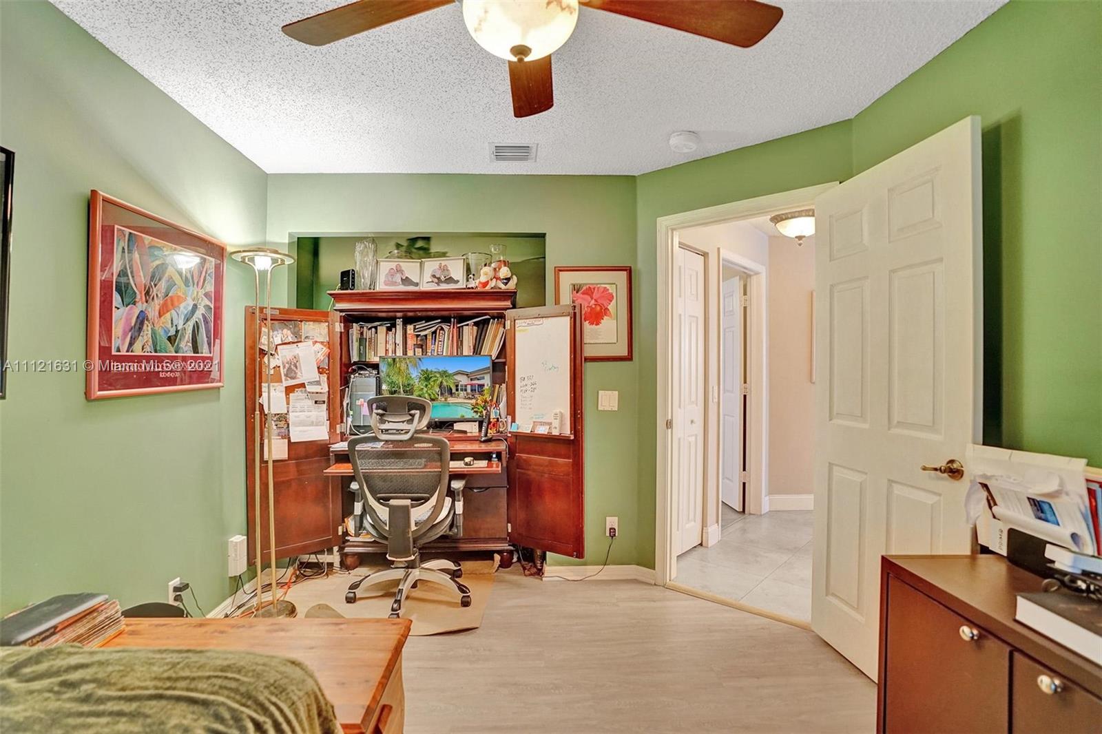 3303 Ridge Trace Davie, FL 33328 - Photo 38 of 55 Gallery Image 38