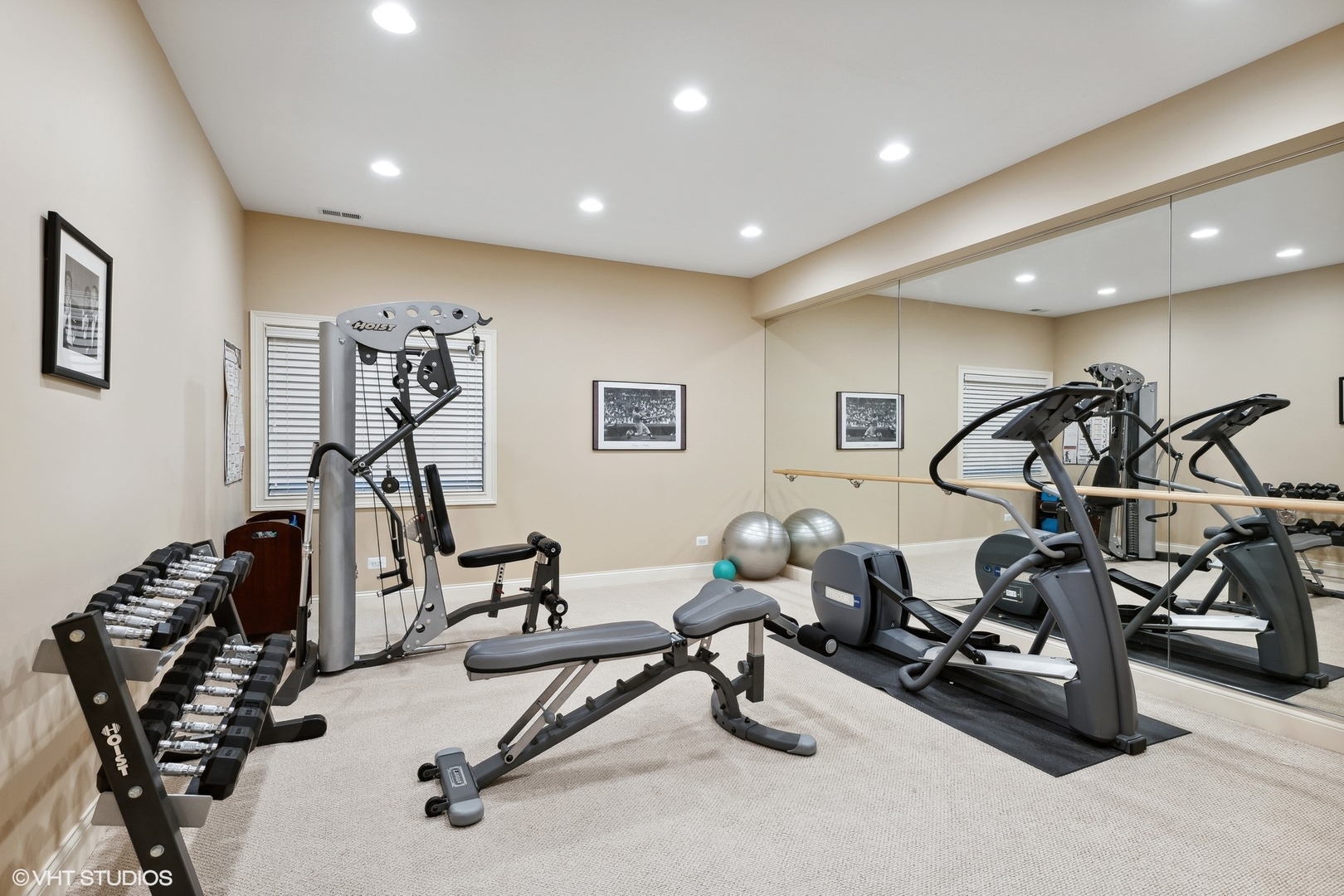 3825 Oak Avenue Northbrook, IL 60062 - Photo 35 of 56 a view of a room with gym equipment