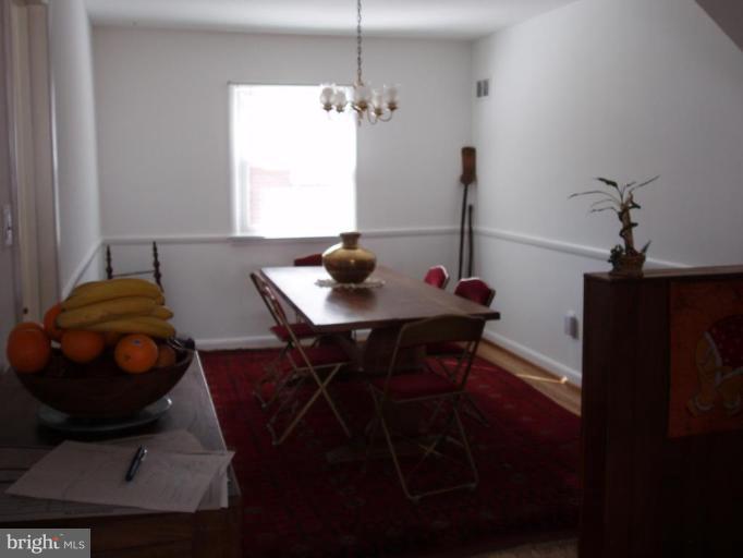 6225 Rockhurst Road Bethesda, MD 20817 - Photo 4 of 11 SEPARATE DINING ROOM
