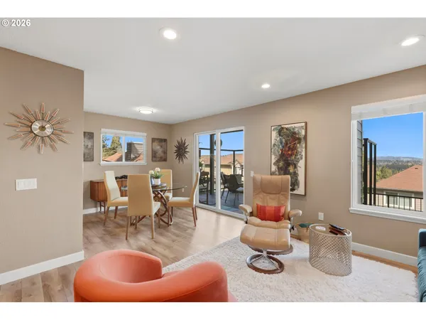 $299,900 | 6331 White Tail Drive, Unit 56, West Linn, OR 97068