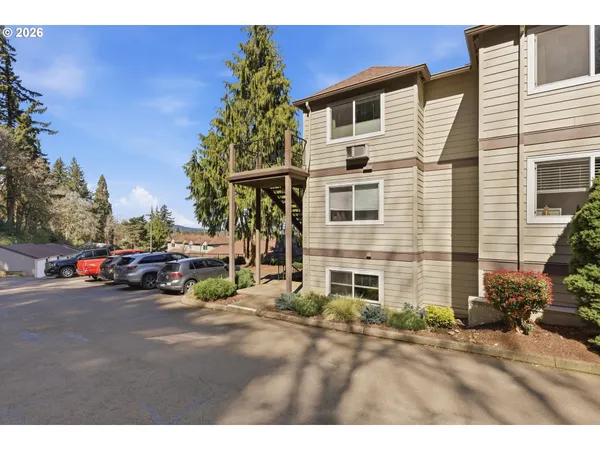 $299,900 | 6331 White Tail Drive, Unit 56, West Linn, OR 97068