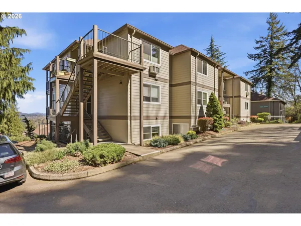 $299,900 | 6331 White Tail Drive, Unit 56, West Linn, OR 97068