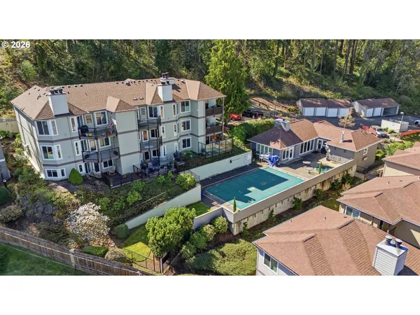 $299,900 | 6331 White Tail Drive, Unit 56, West Linn, OR 97068