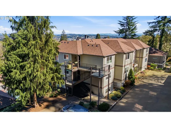 $299,900 | 6331 White Tail Drive, Unit 56, West Linn, OR 97068