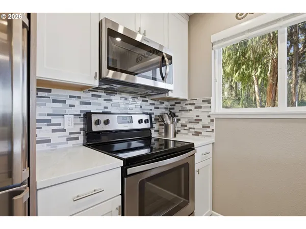 $299,900 | 6331 White Tail Drive, Unit 56, West Linn, OR 97068