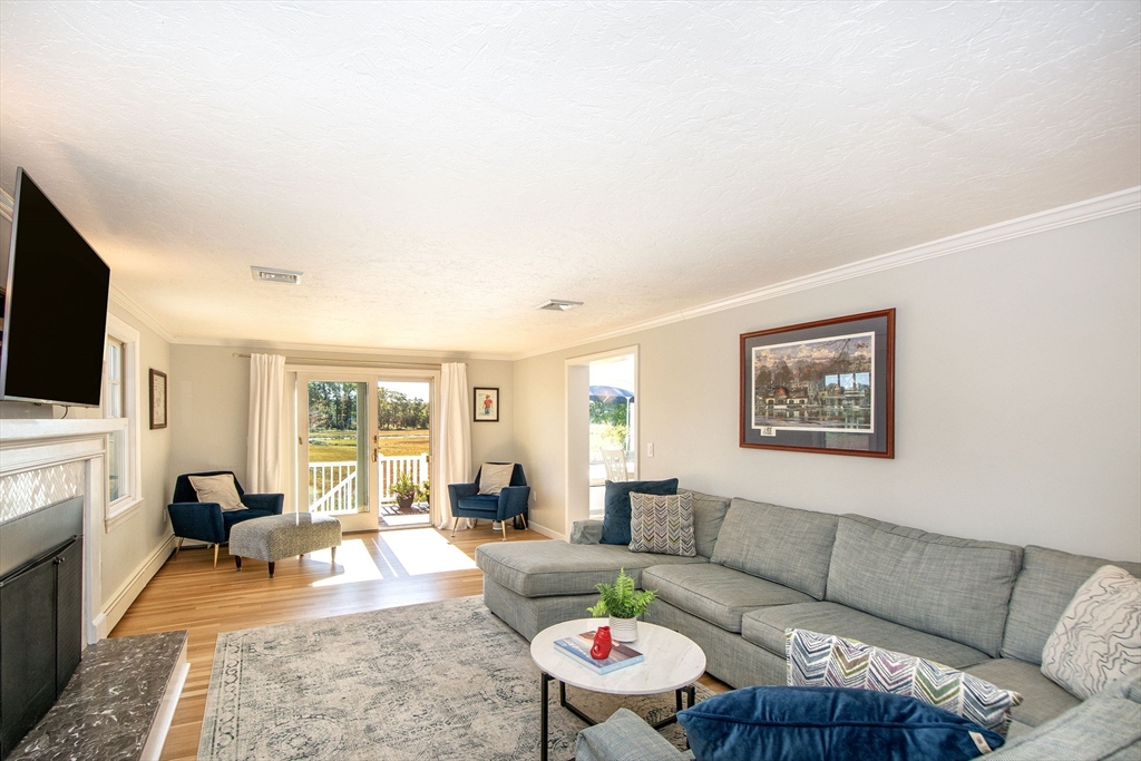 7 Border Street Scituate, MA 02066 - Photo 12 of 30