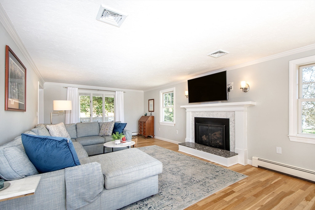 7 Border Street Scituate, MA 02066 - Photo 13 of 30