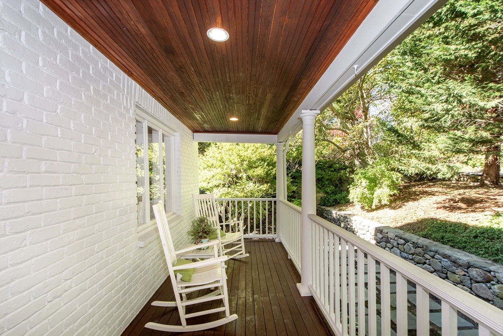 7 Border Street Scituate, MA 02066 - Photo 4 of 30
