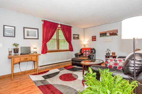 56 Lake George Road Wales, MA 01081 - Photo 4 of 38